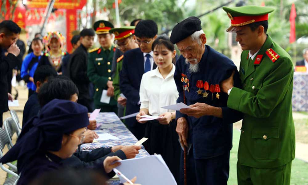 Over 71% of voters nationwide cast ballots by noon